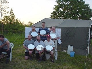 stehend  v.l.n.r.   Nicole - Mario -  xxx       kniend v.l.n.r.    Harald   -  xxx  -   Kurt