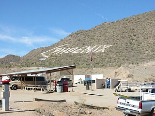 Wegweiser nach Ph&ouml;nix am Berg