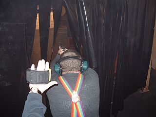 auch Dieter schiebt das Softcover auf die Seite