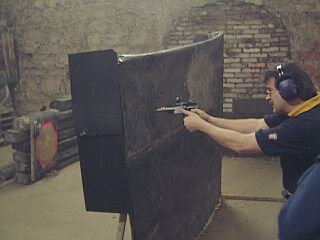 Pit im 3er Keller beim ausl&ouml;sen der Pendelscheiben